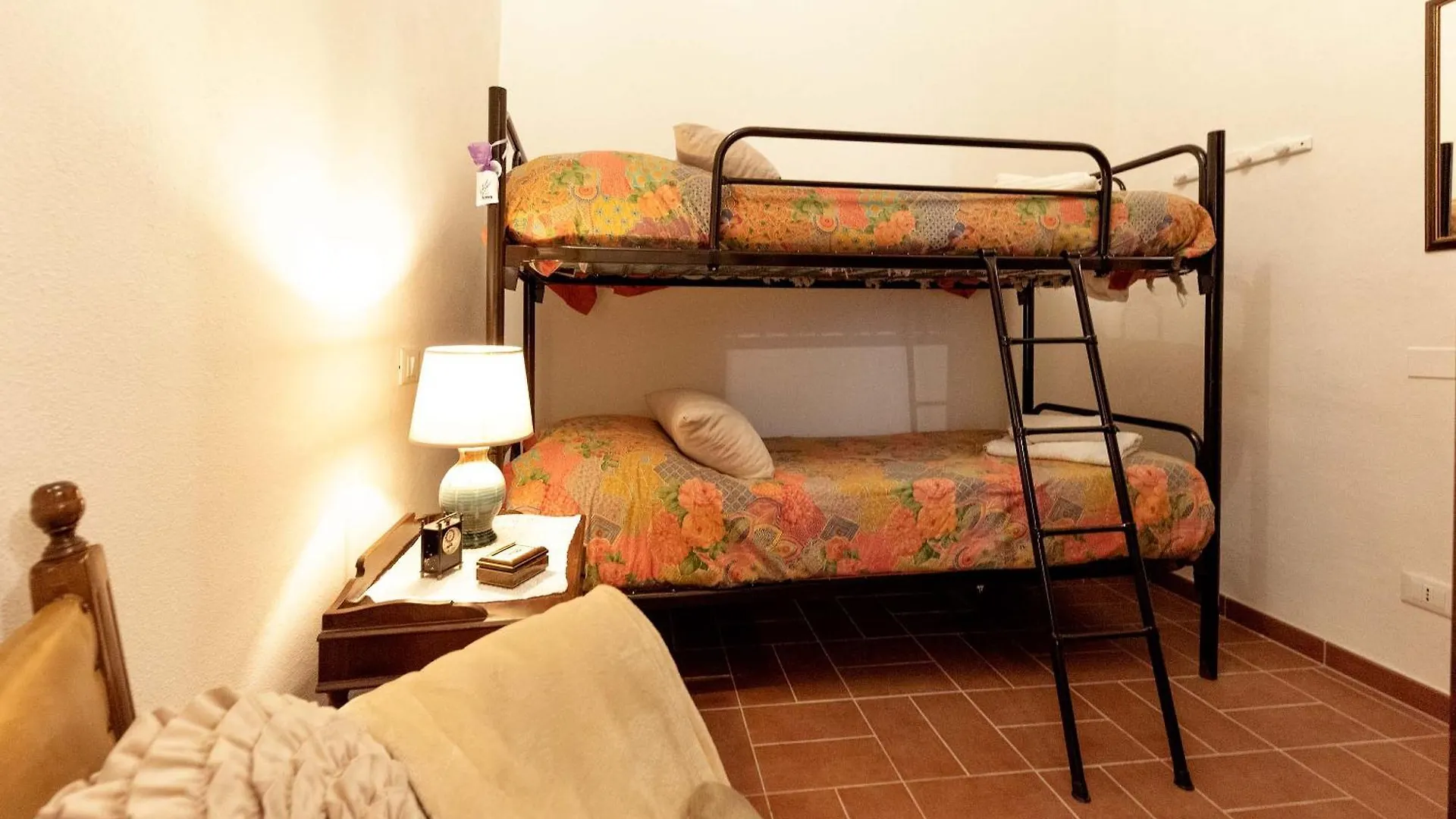 Casa Nana, Nel Borgo Di Peccioli 아파트