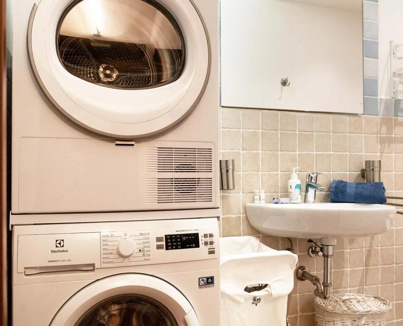 Casa Nana, Nel Borgo Di Peccioli 아파트