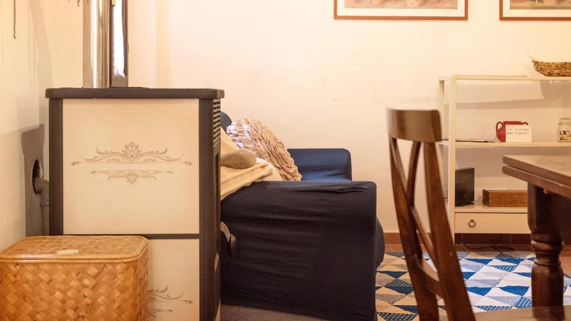 Casa Nana, Nel Borgo Di Peccioli 아파트