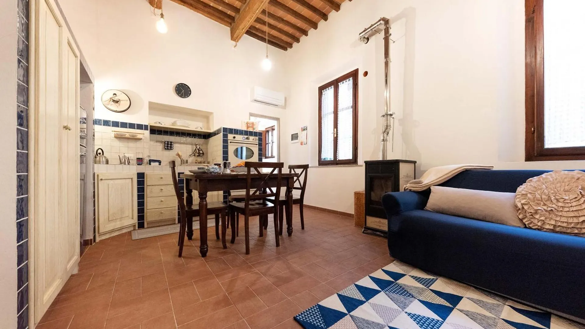 Casa Nana, Nel Borgo Di Peccioli 아파트